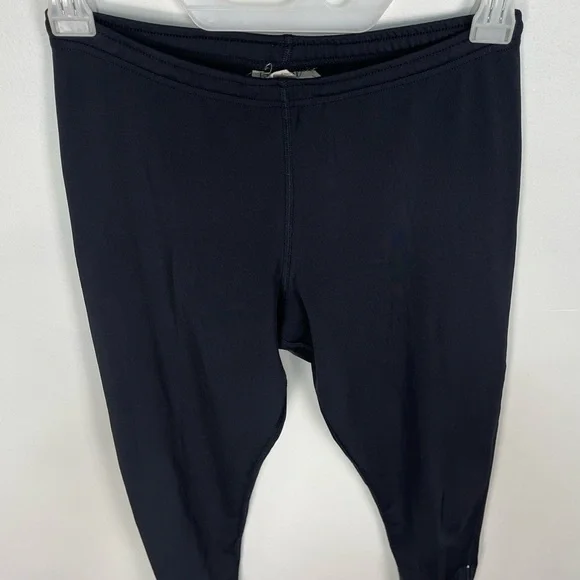 J. Crew black leggings with zippered ankles. Women’s size M - Picture 4 of 10